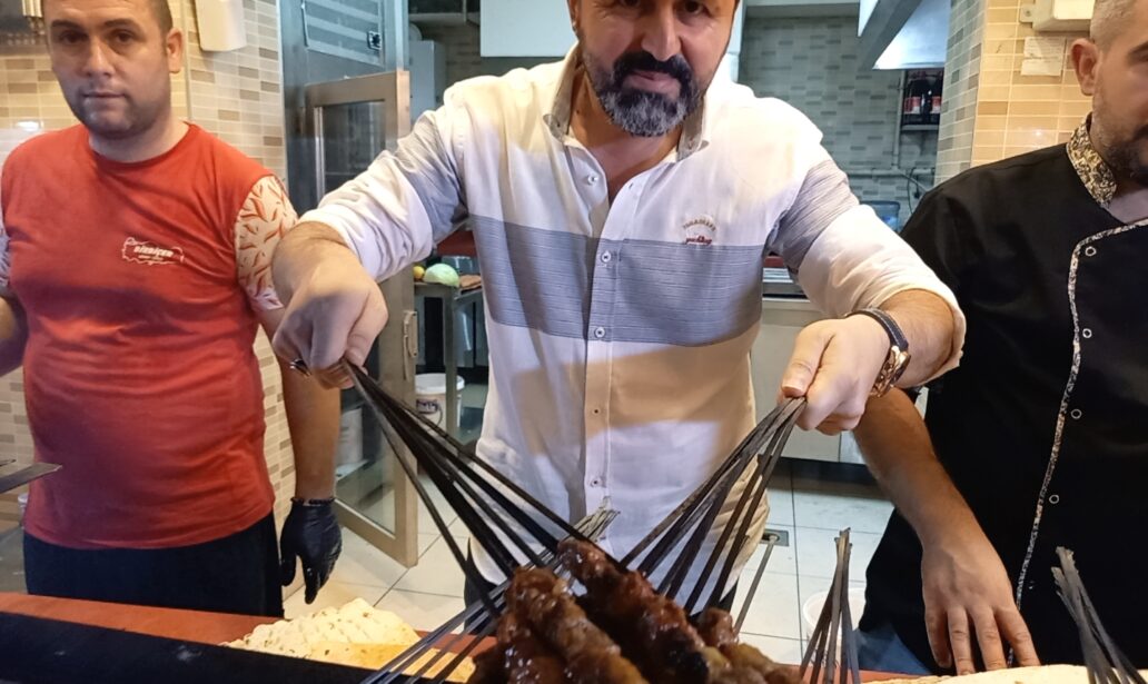 Birbicer Kebap Sahibinin Kökeni: Merak Edilen Detaylar [2026] - Kapak Görseli